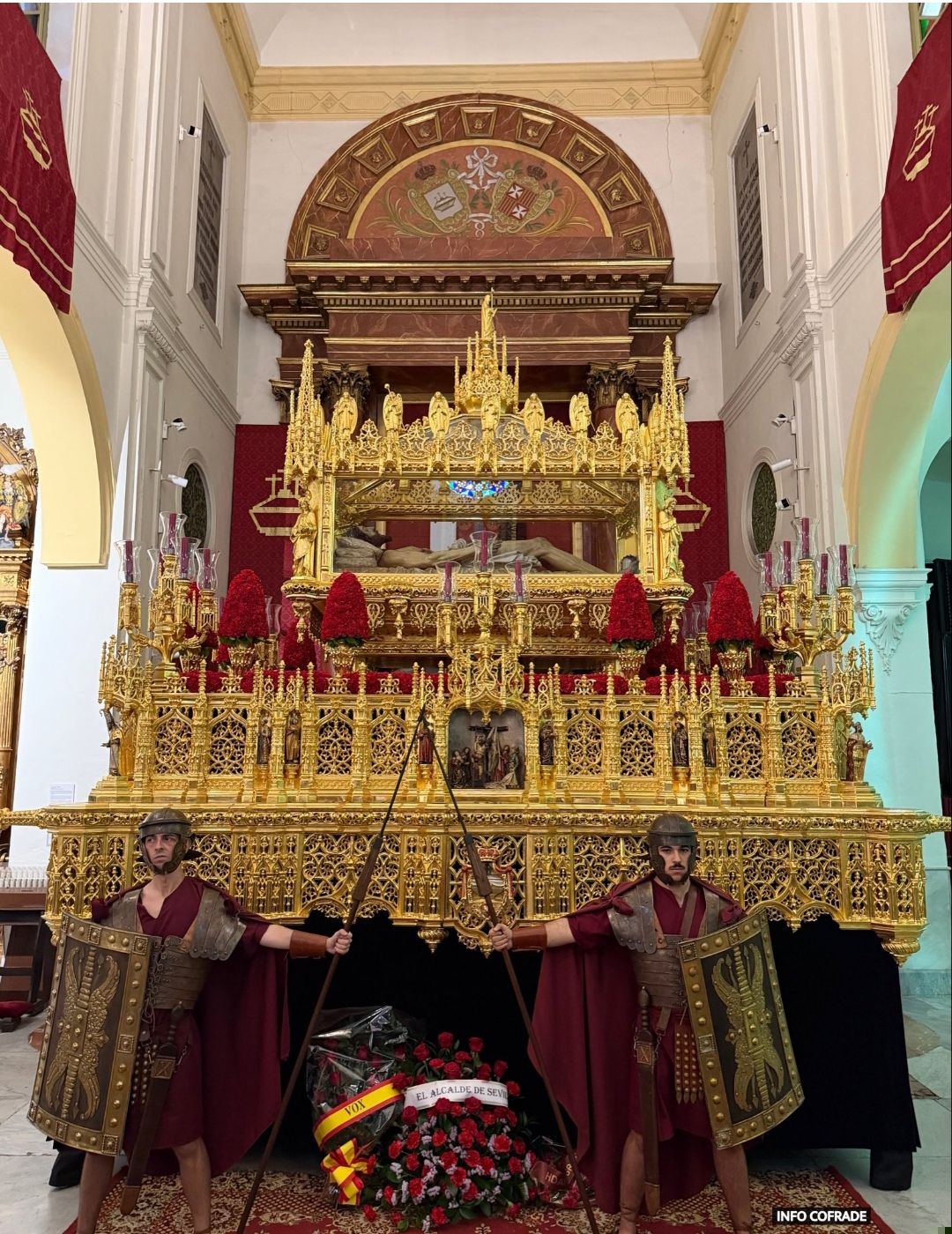 Santo Entierro — imagen 4 de 12
