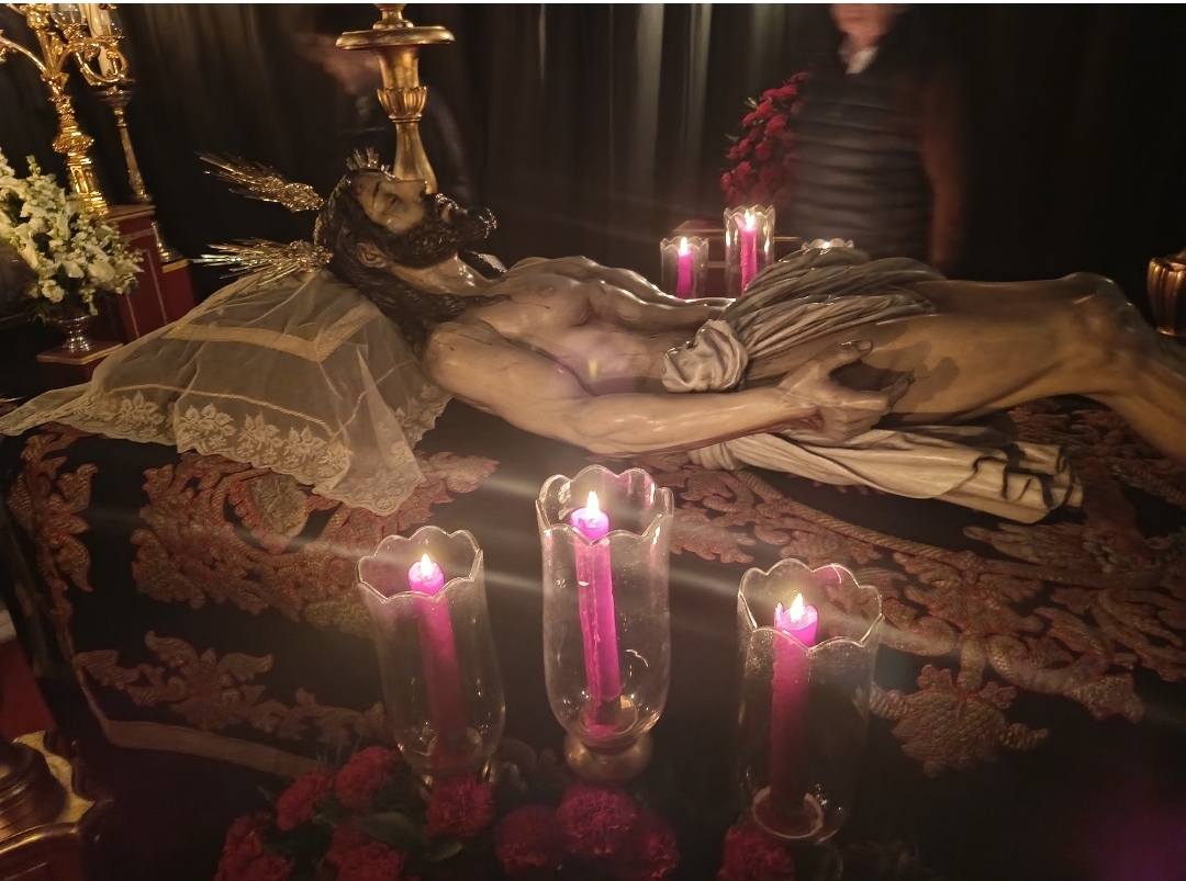 Santo Entierro — imagen 7 de 12